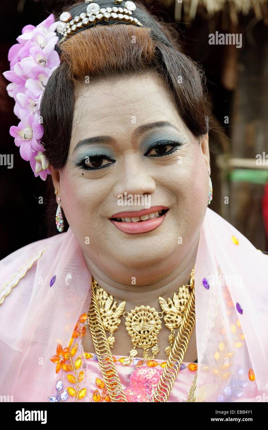 20 S 6 Adult Asia Asian Ethnicity Attire August Biggest Burma