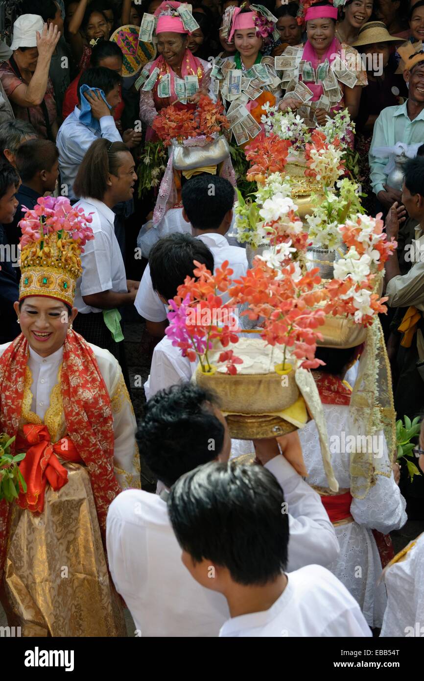 The queens and the ministers  The biggest Nat ritual is held in Taungbyon, about twenty kilometers north of Wagung, in august, Stock Photo