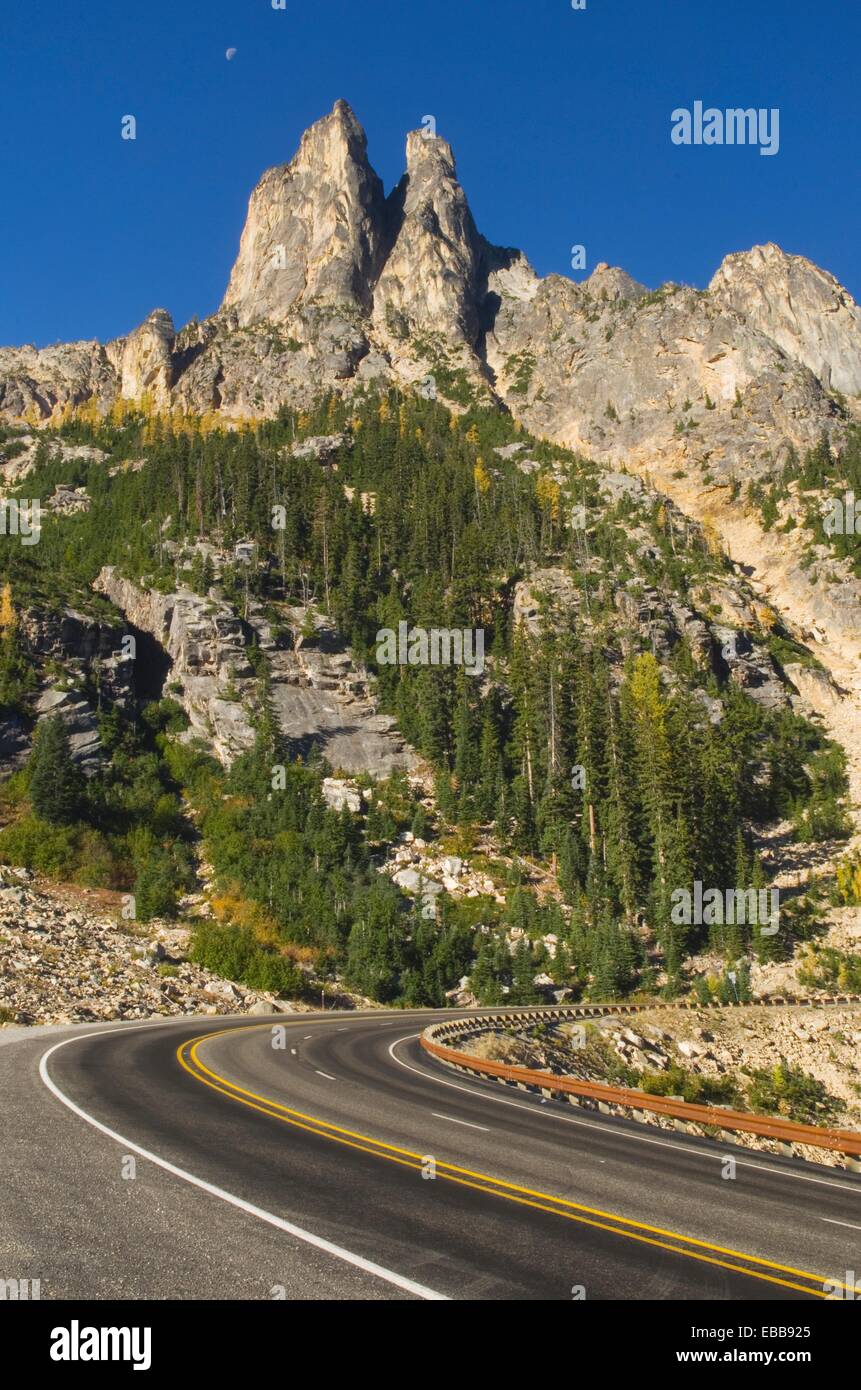 North Cascades Highway (Washington State Route 20) and Early Winters
