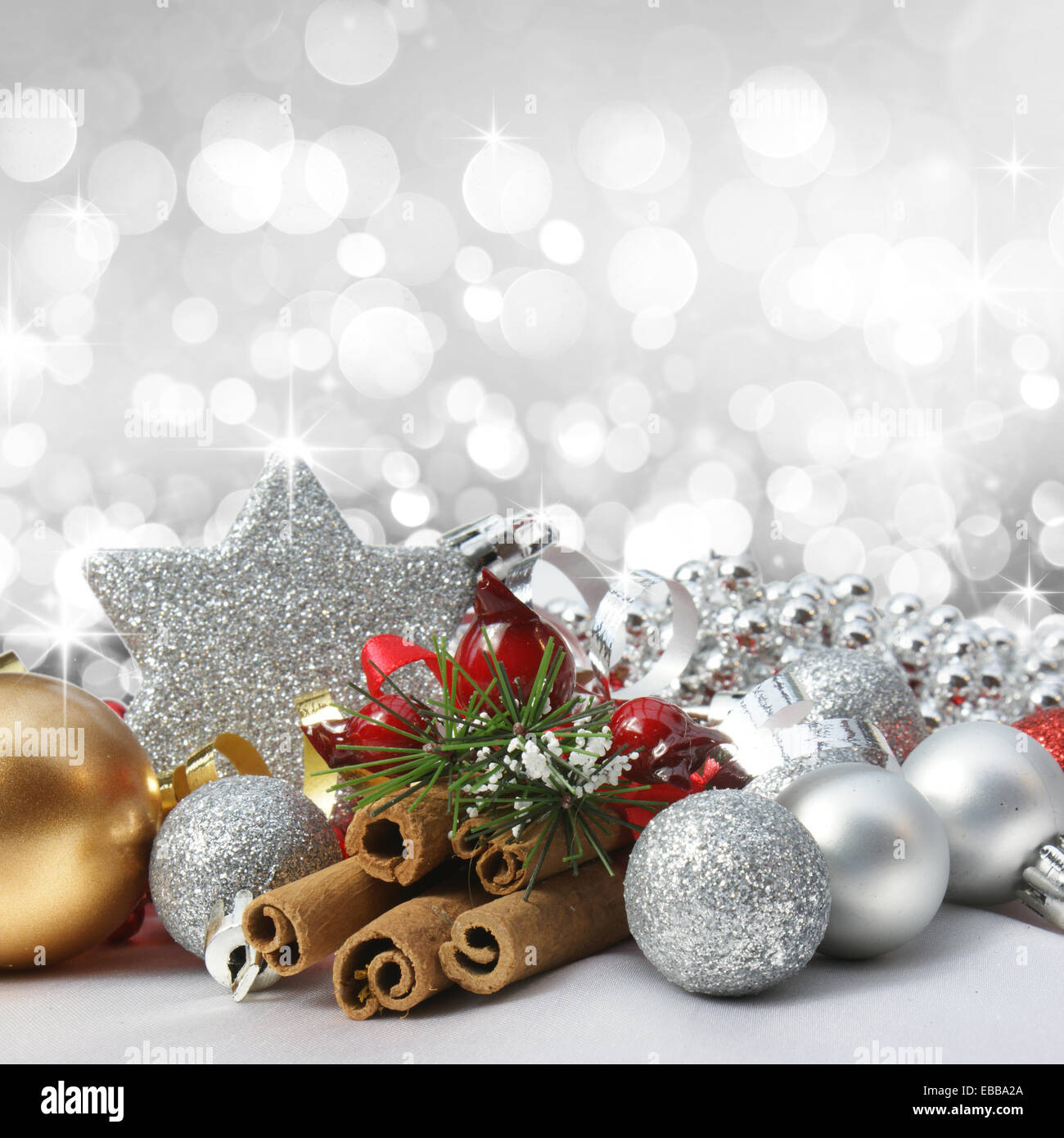 Silver bokeh christmas lights background hi-res stock photography and ...