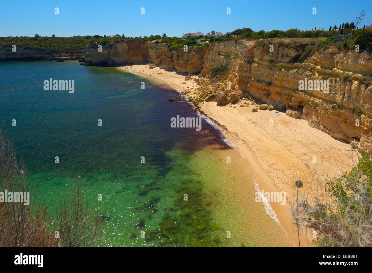 Praia da Senhora da Rocha, Nossa
