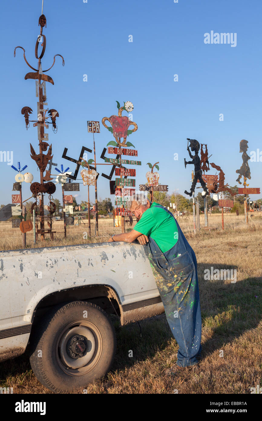 Folk artist M. T. Liggett, Mullinville, Kansas Stock Photo Alamy