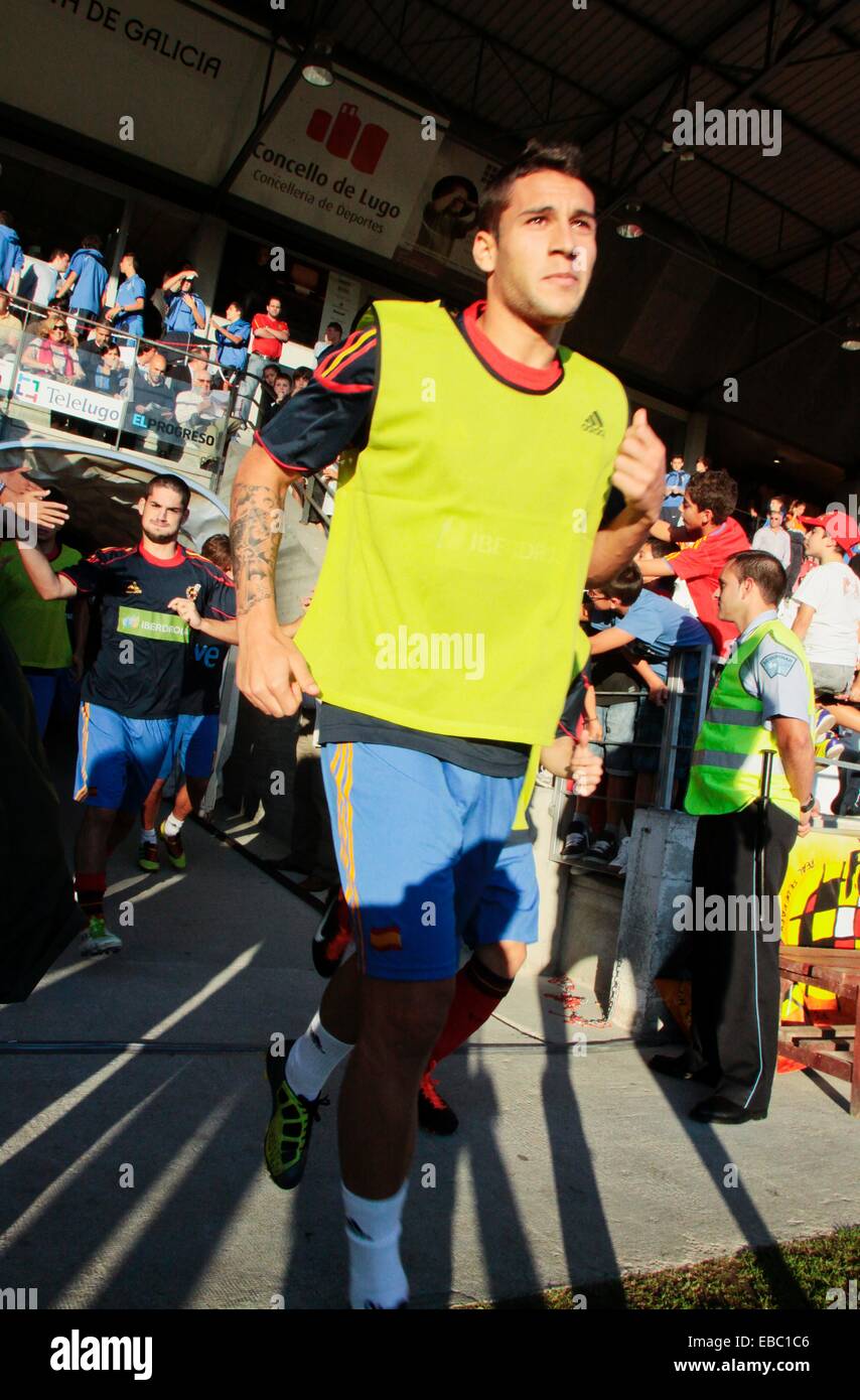 Soccer players Spain Under-21 entering the field of play from the city ...