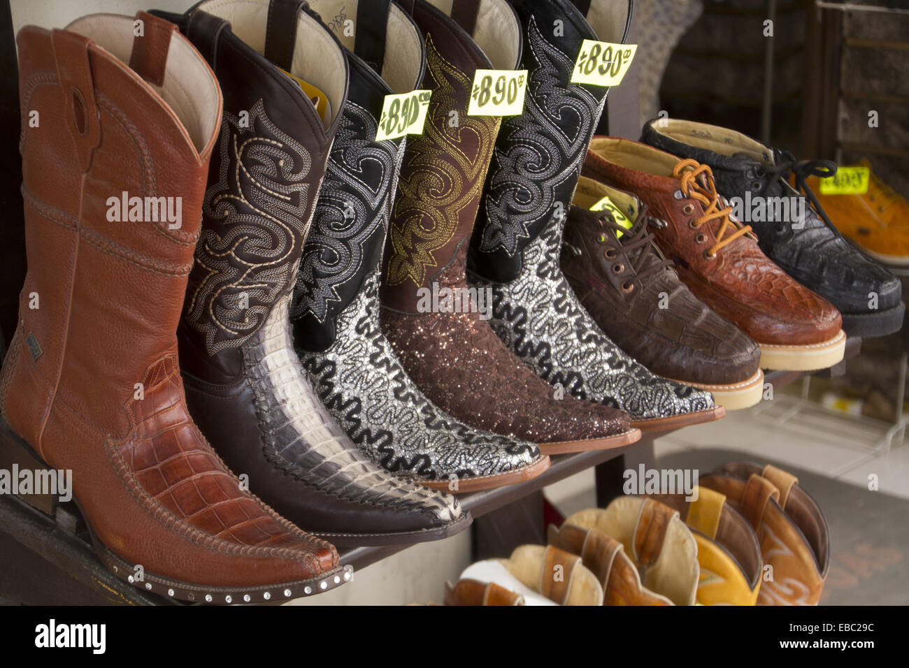 mexican boot store