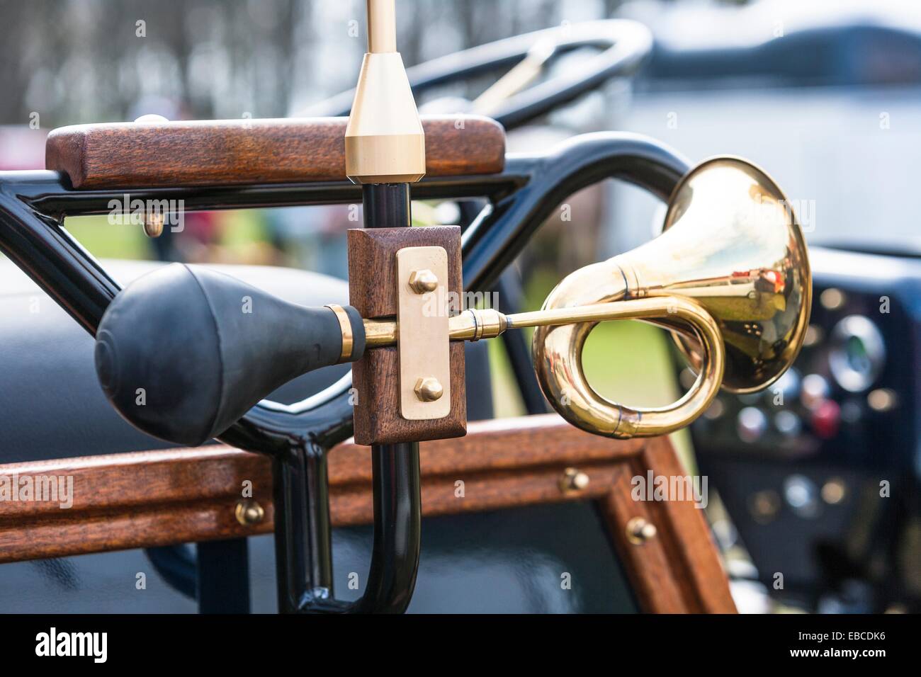Vintage car horn hires stock photography and images Alamy