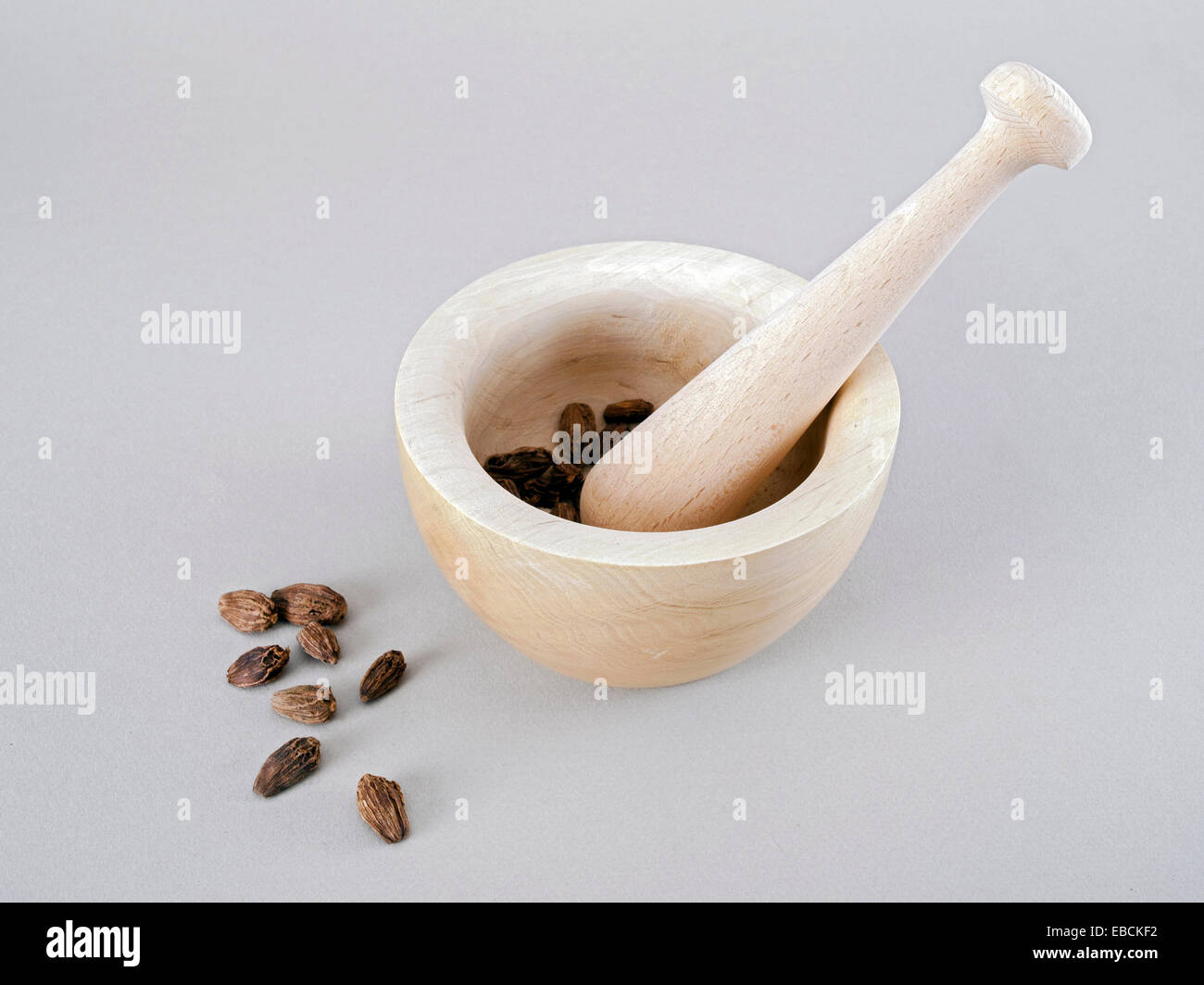 Mortar and pestle with Indian cress seeds Stock Photo Alamy