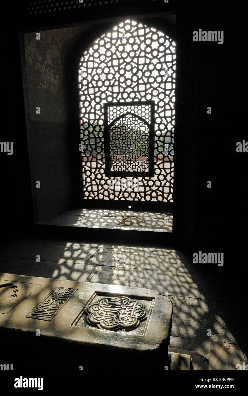 chamber containing cenotaphs lighted with marble lattice screen Humayun´s Tomb Delhi India Asia Stock Photo
