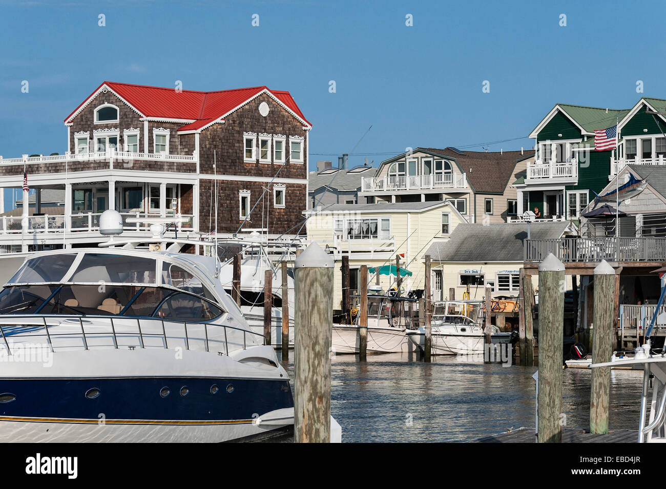 Cape May Harbor marina and houses, NJ, New Jersey, USA Stock Photo