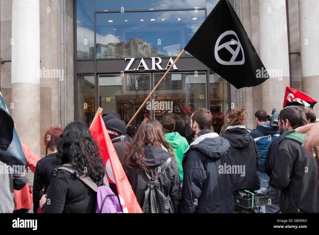 Zara protest hi-res stock photography and images - Alamy