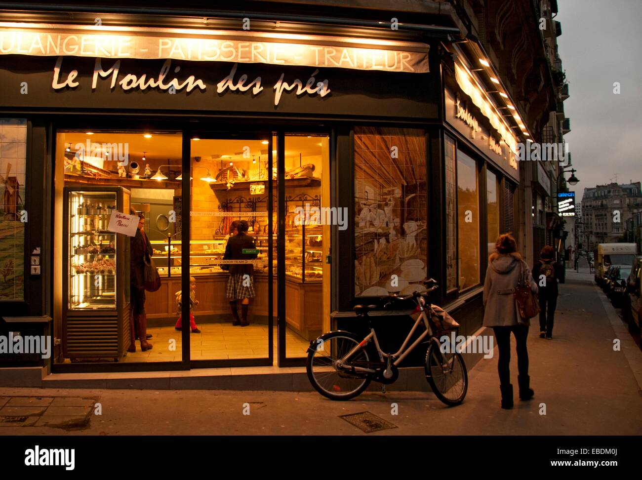 Boulangerie in Paris in the evening, bakery in Paris, France, Parisian lifestyle, La Vie