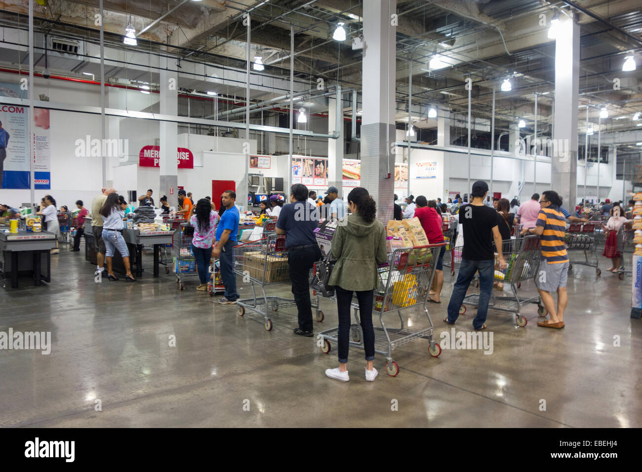 Costco big box shopping in Brooklyn NY Stock Photo Alamy