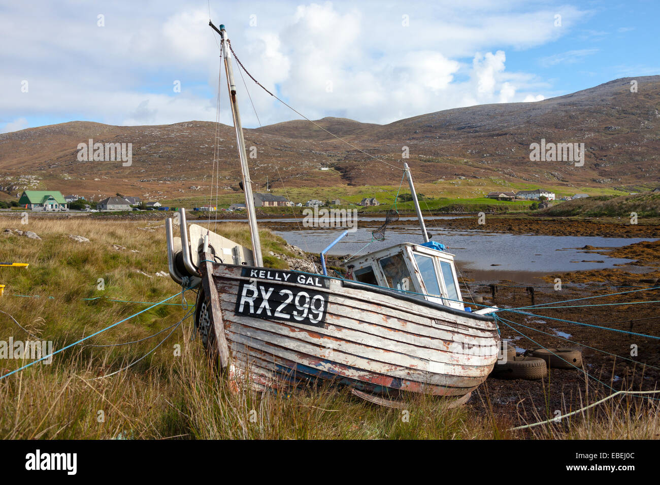 Fishing boat beached at Leverburgh, Isle of Harris, Outer Hebrides, Scotland. Stock Photo