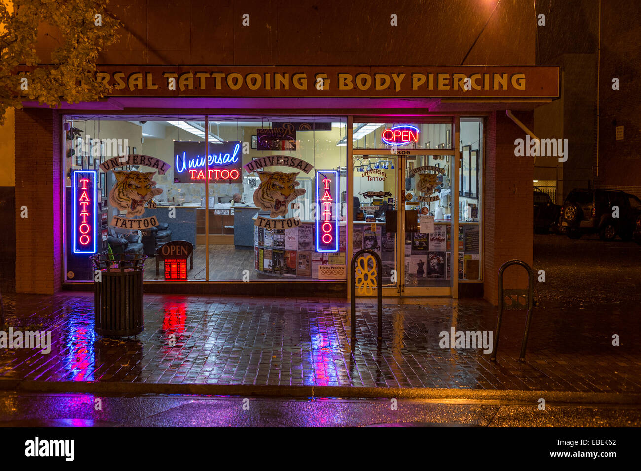 Tattoo parlor in downtown Victoria at night-Victoria, British Columbia,  Canada Stock Photo - Alamy