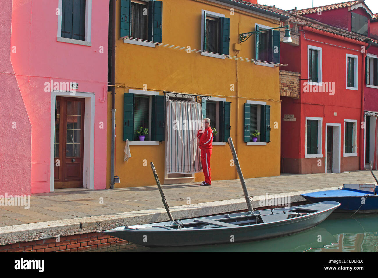 Venice Italy Burano colorful houses along island canals Stock Photo - Alamy