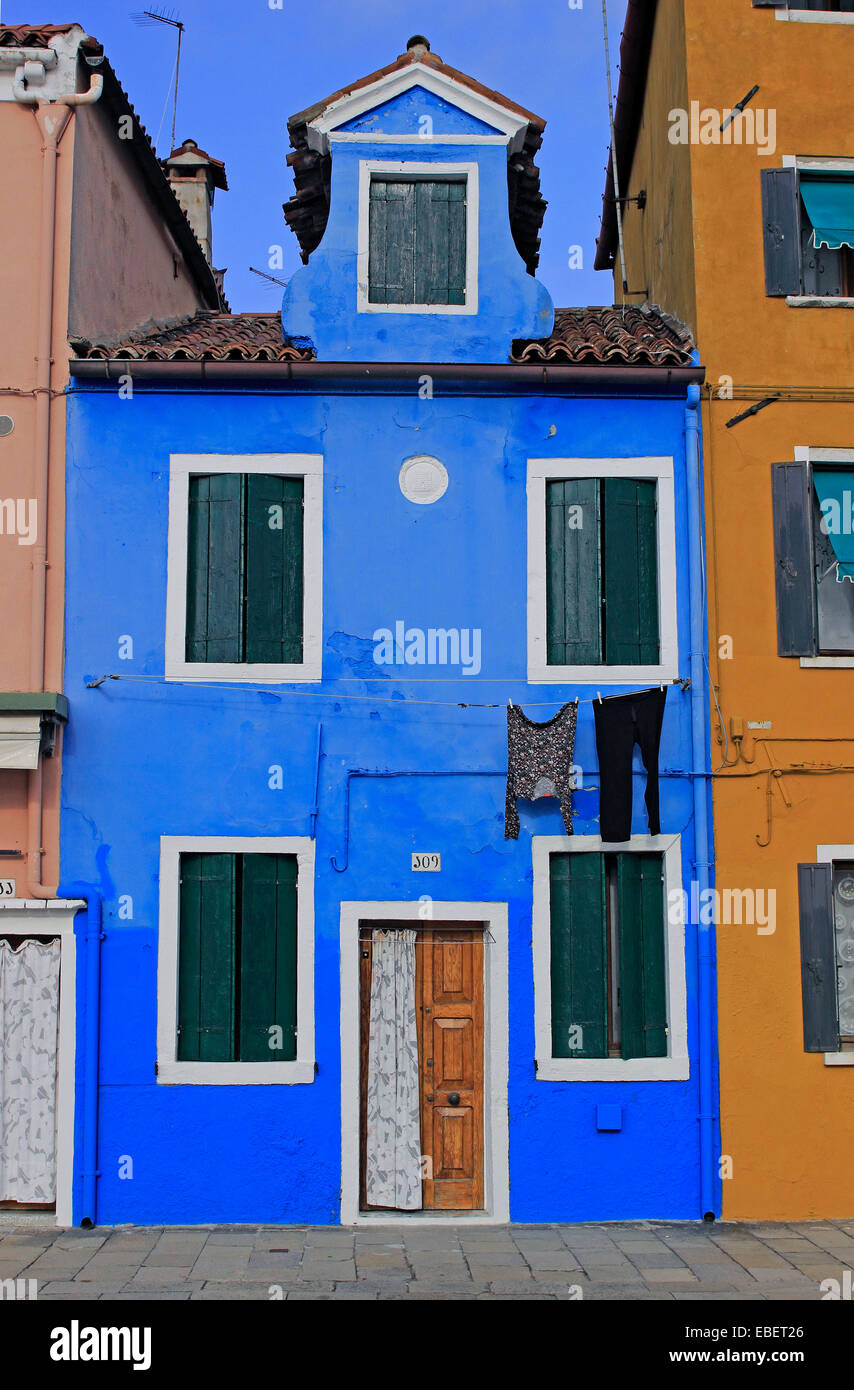 Venice Italy Burano colorful houses along island canals Stock Photo - Alamy
