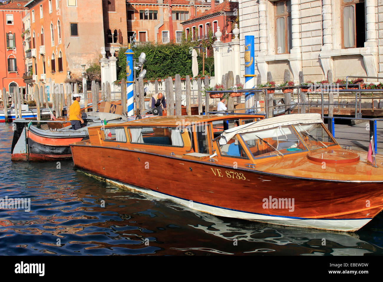 Workboats hi-res stock photography and images - Alamy