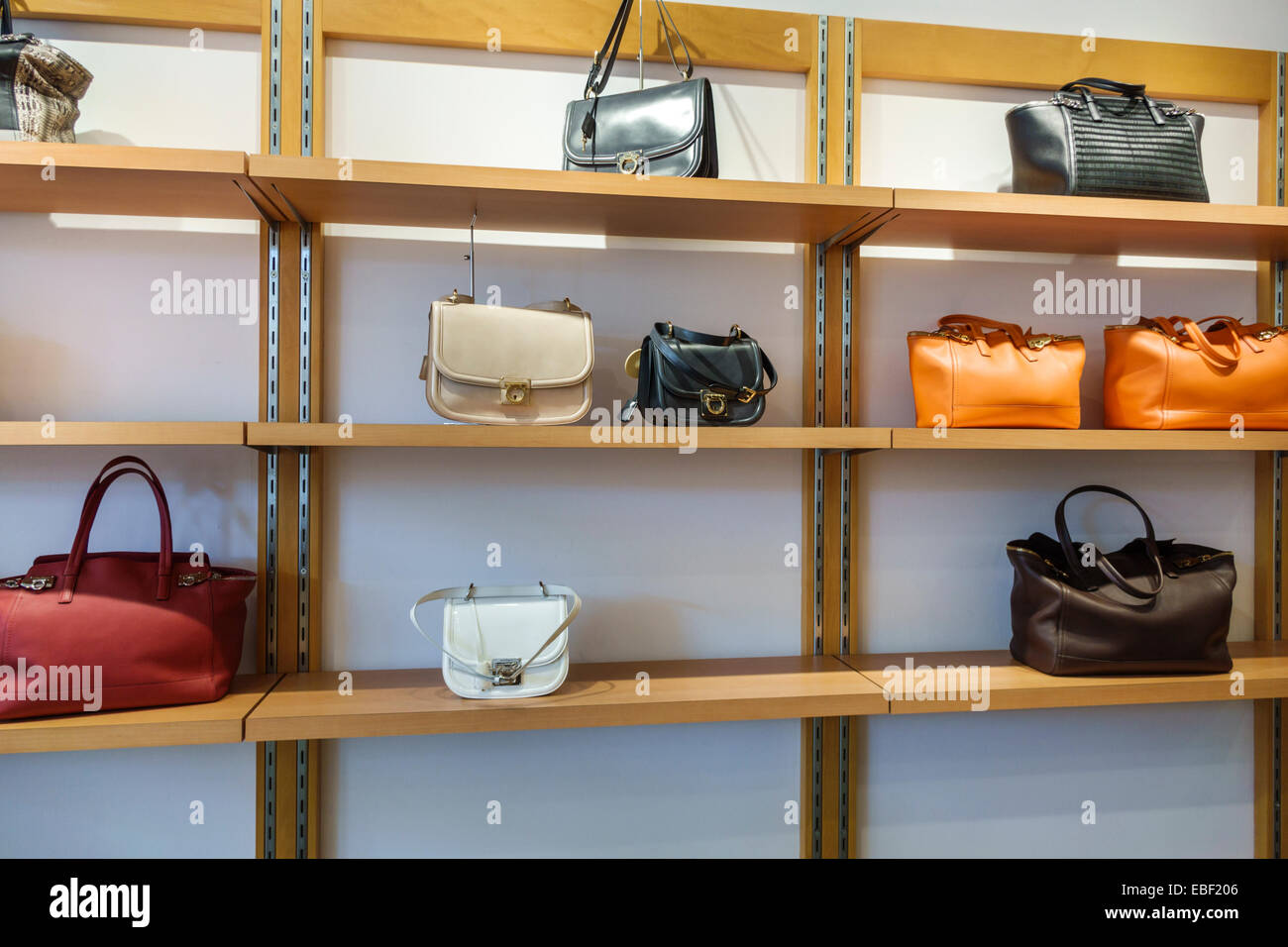 ferragamo outlet sawgrass