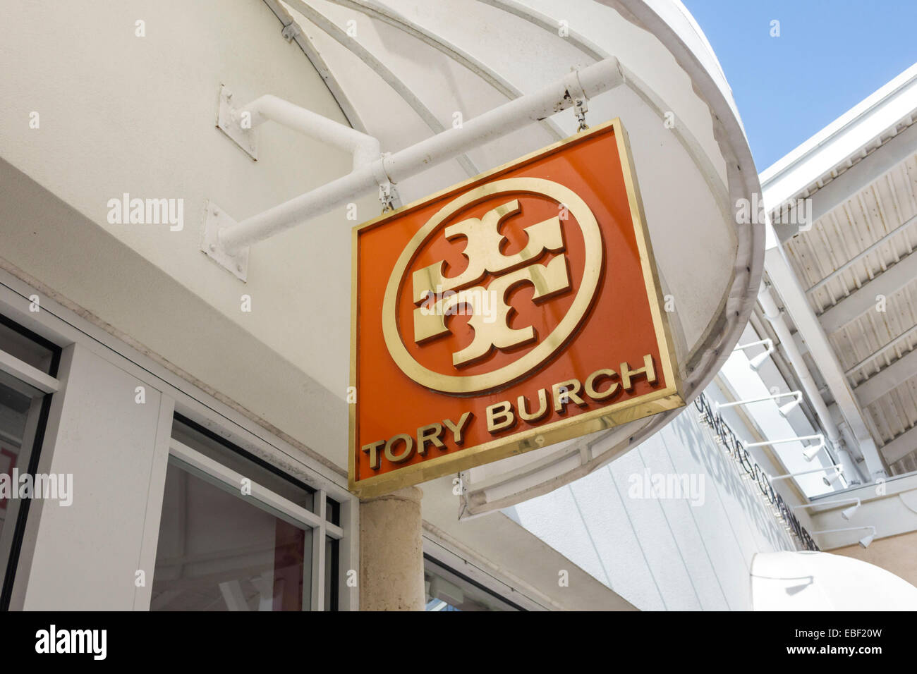 Tory burch sign hot sale in