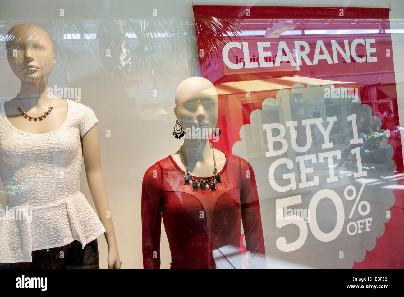 Mannequins American Apparel Stock Photos & Mannequins American Apparel