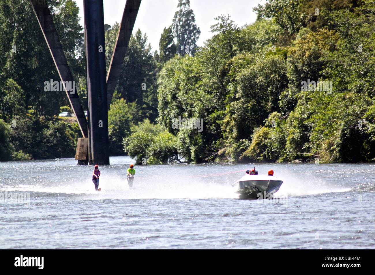 Action from the 2014 Bridge to Bridge Water Ski Classic on the Waikato River, Hamilton Stock Photo