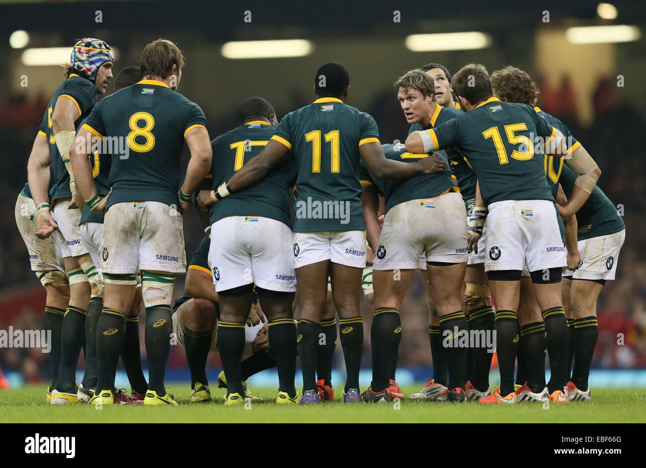 Cardiff, UK. 29th Nov, 2014. Jean De Villiers of South Africa rallies his players as they conceded a penalty - Autumn Internationals - Wales vs South Africa - Millennium Stadium - Cardiff - Wales - 29th November 2014 - Picture Simon Bellis/Sportimage. Credit:  csm/Alamy Live News Stock Photo
