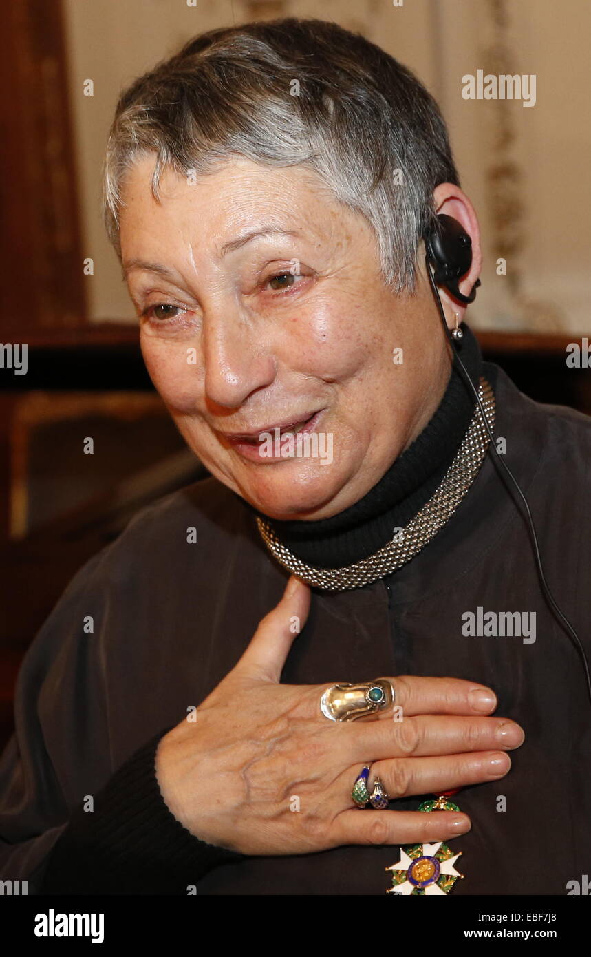 Lyudmila Ulitskaya High Resolution Stock Photography and Images - Alamy