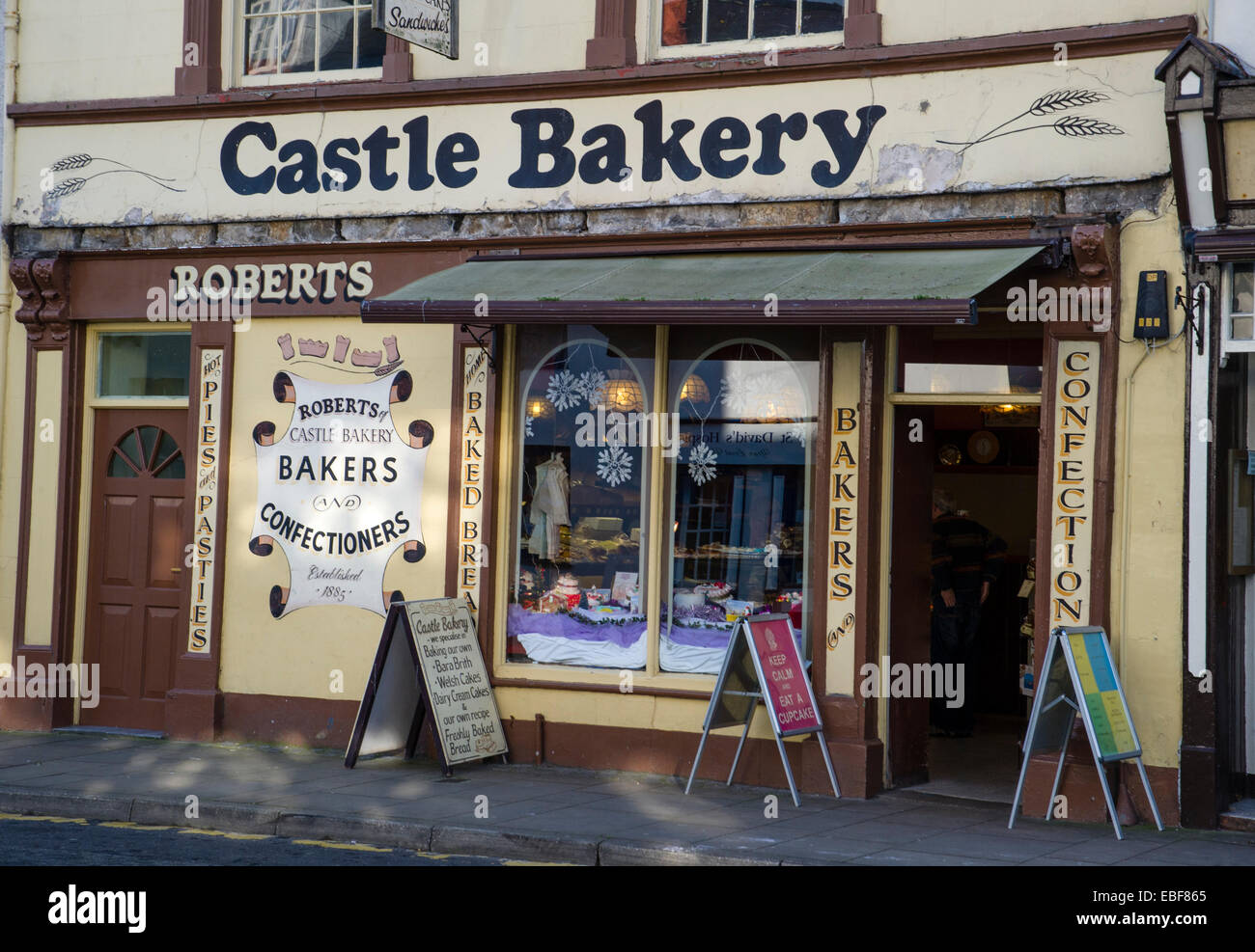 Confectioner shop hires stock photography and images Alamy