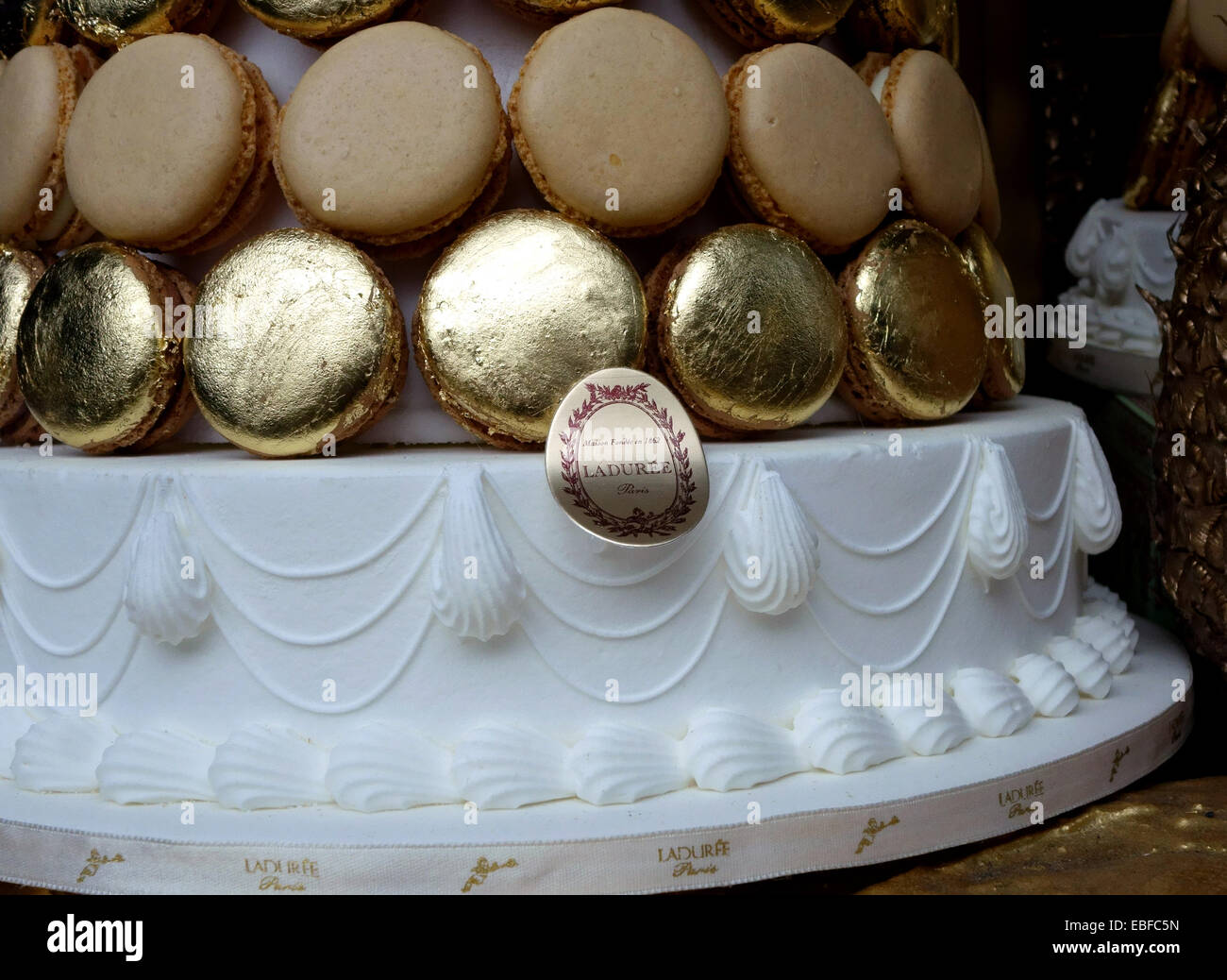 La Duree Paris High Resolution Stock Photography And Images Alamy