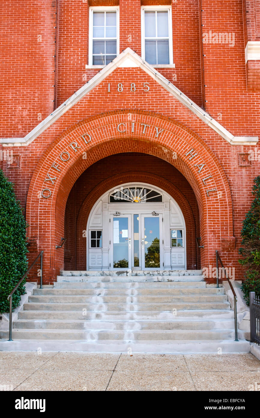 Oxford mississippi city hall hires stock photography and images Alamy