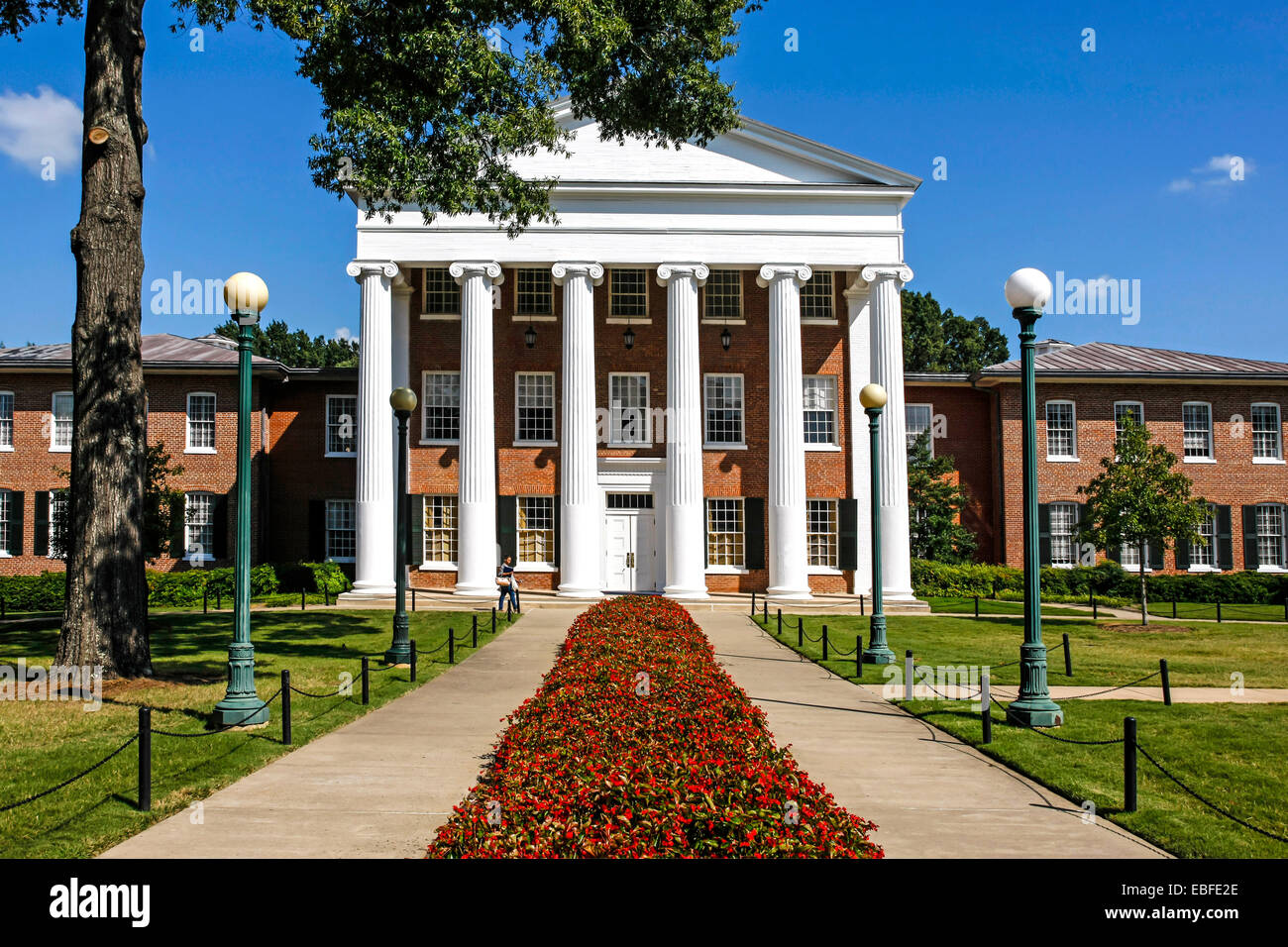Actualizar Septiembre Hola Ole Miss Campus Nominal Una Buena Amiga Lote