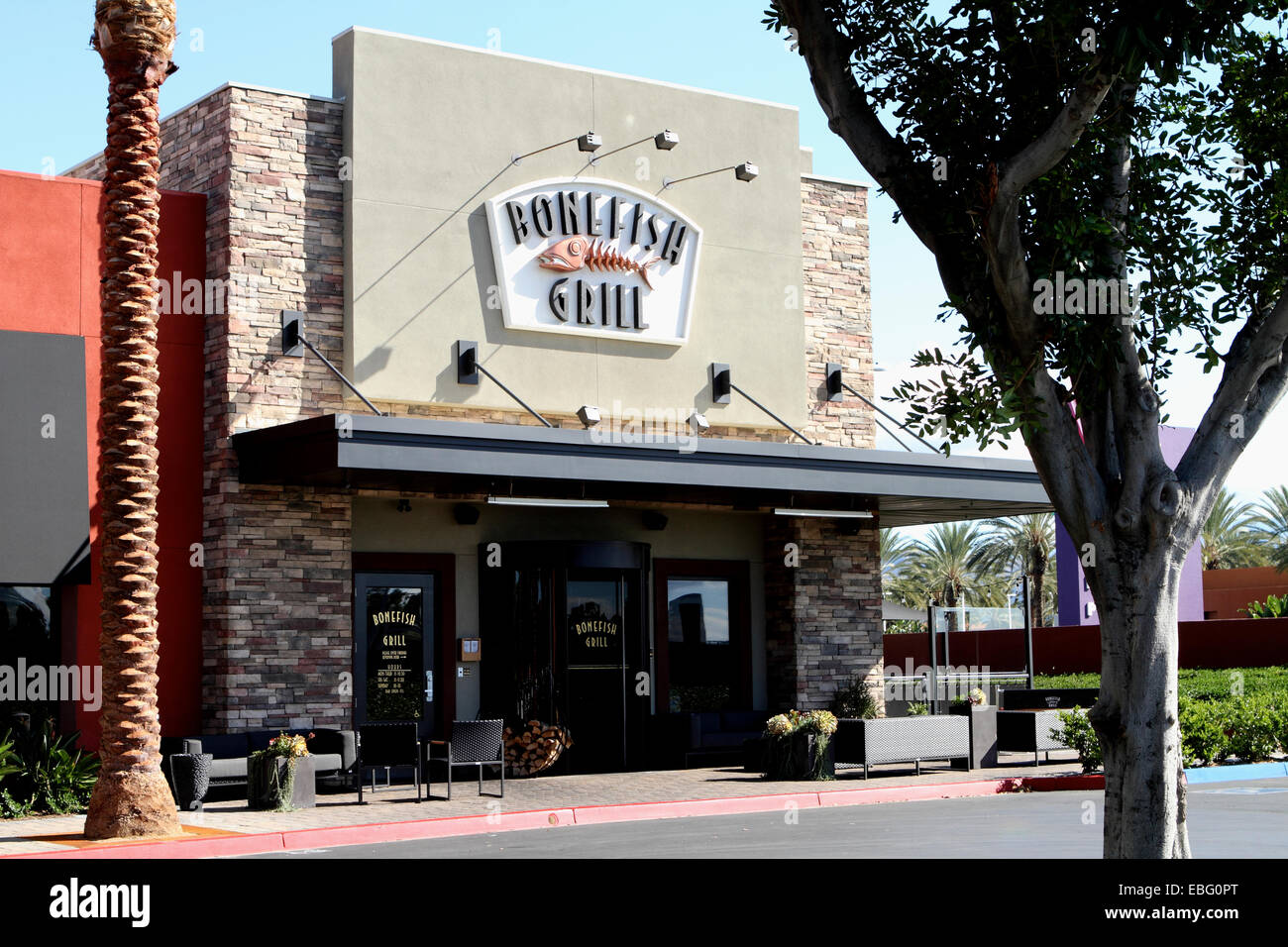 Bonefish grill hi-res stock photography and images - Alamy