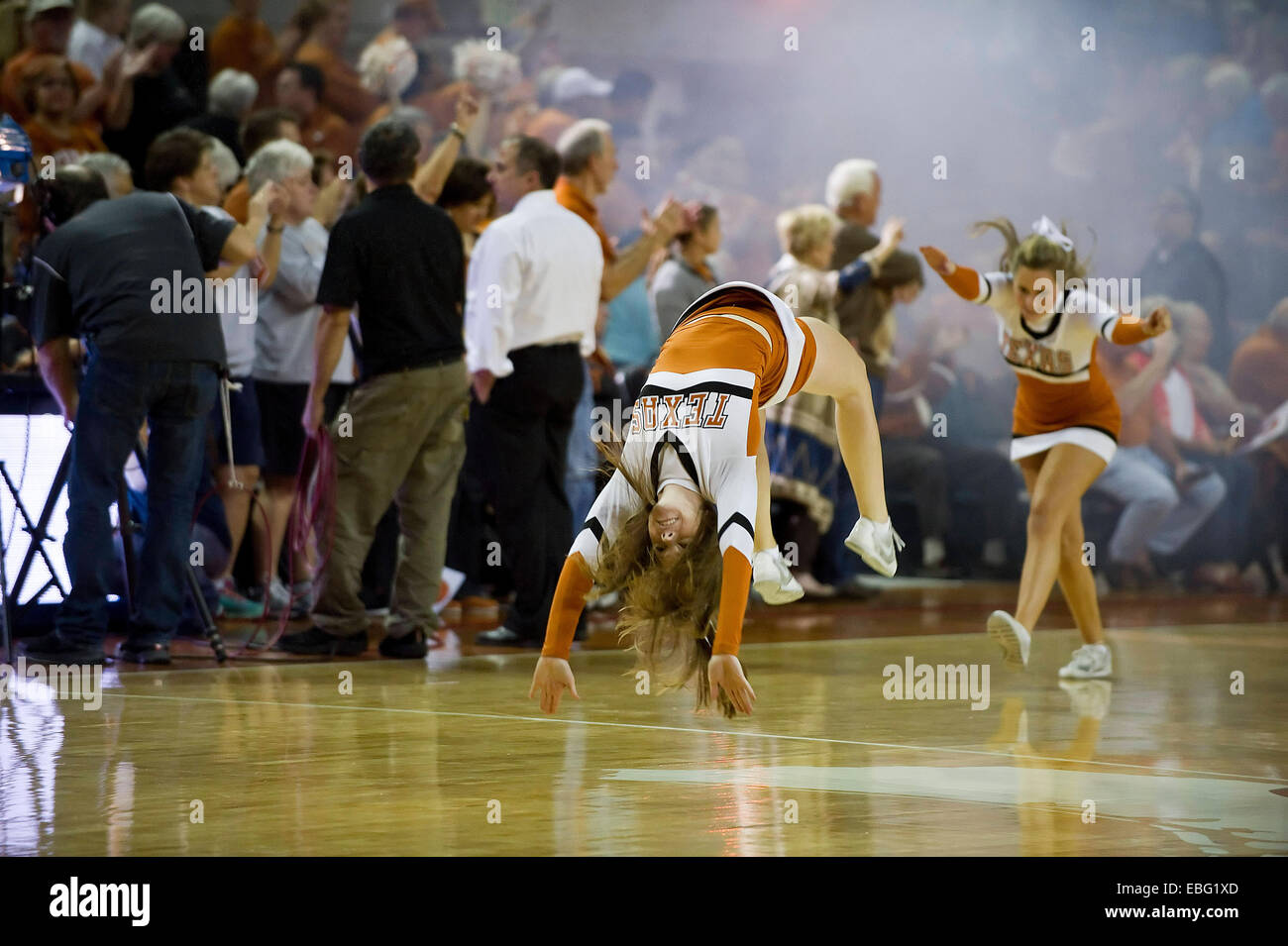 Tx. 30th Nov, 2012. Texas Longhorns Cheerleaders in action during the NCAA Women's Basketball game between Tennessee Lady Vols at the Frank Erwin Center in Austin TX. © csm/Alamy Live News Stock Photo
