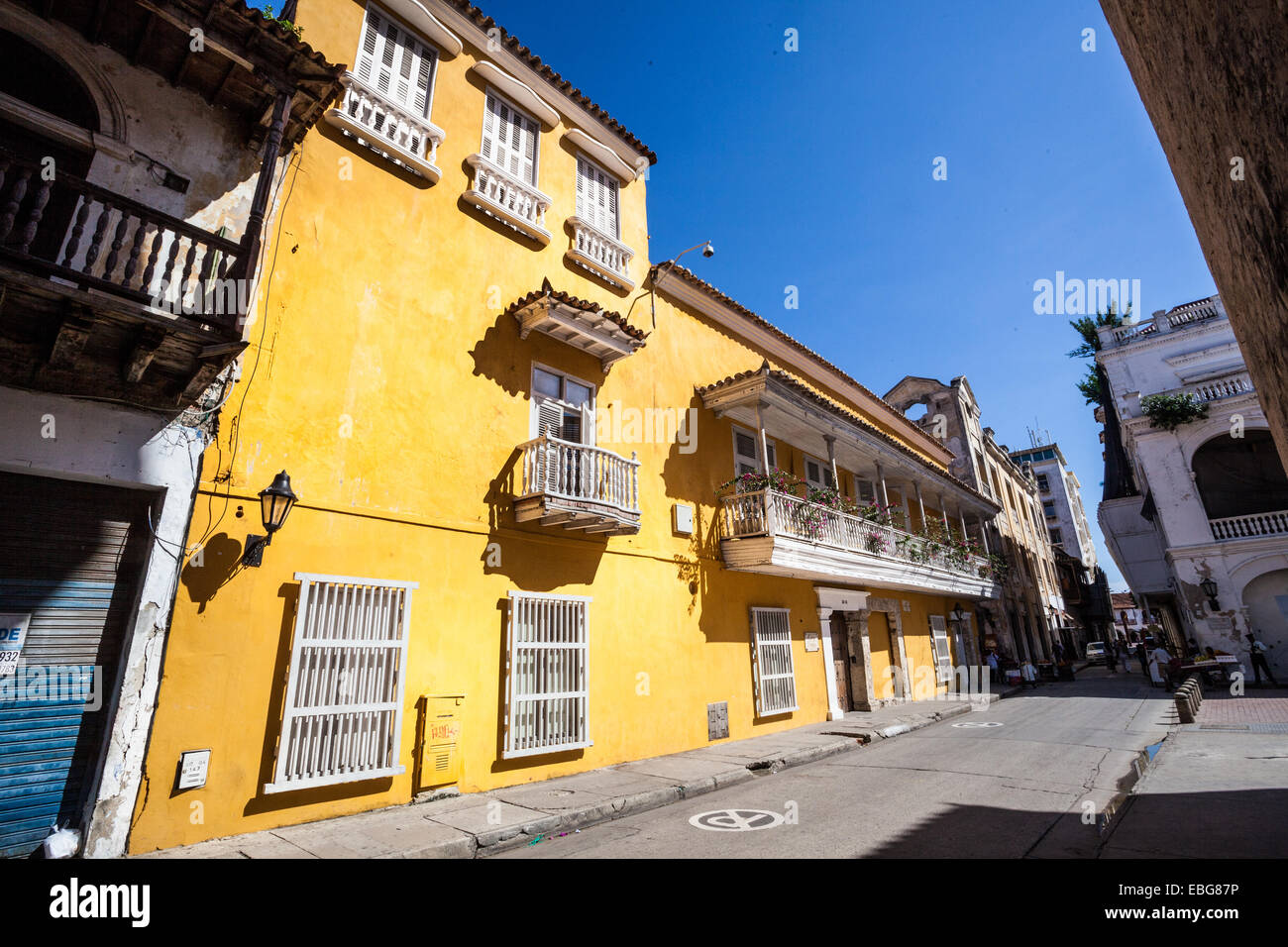 Spanish colonial architecture Casa Pombo, Calle Roman, Cartagena de Indias, Colombia. Stock Photo