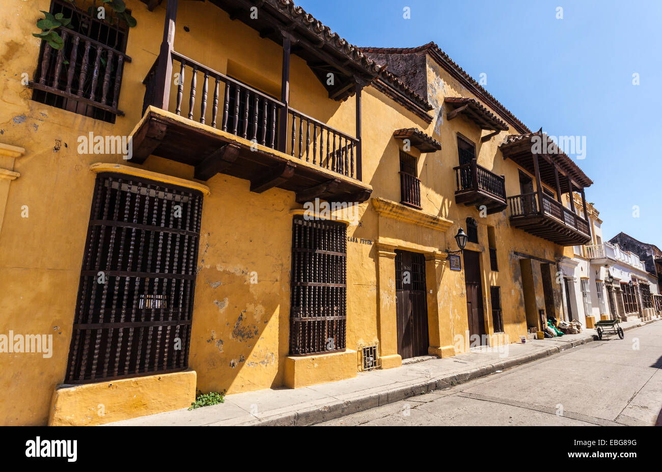 Row of houses with Spanish colonial architecture, Cartagena de Indias, Colombia. Stock Photo