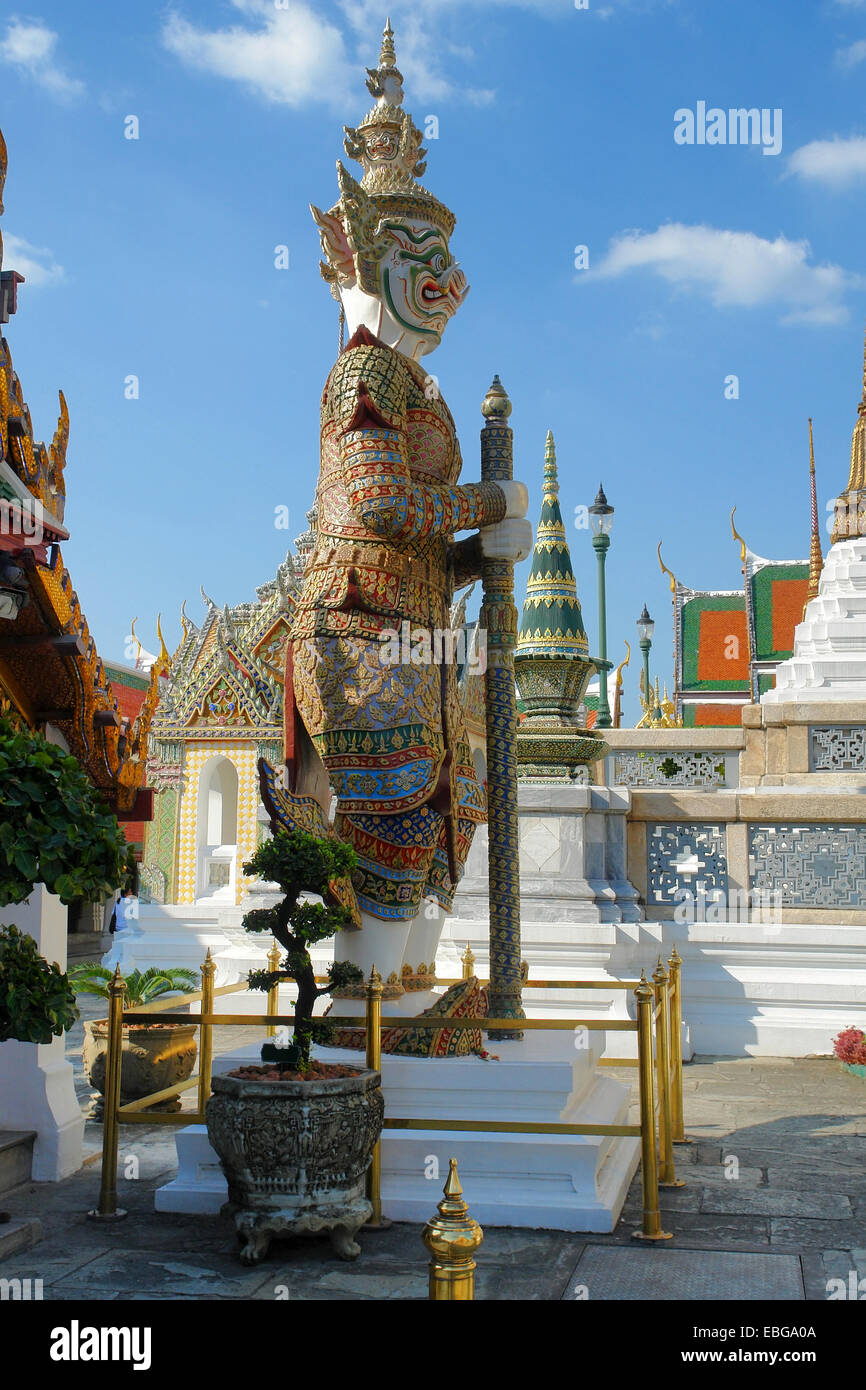 sculpture at the Grand Palace in Bangkok, Thailand Stock Photo - Alamy