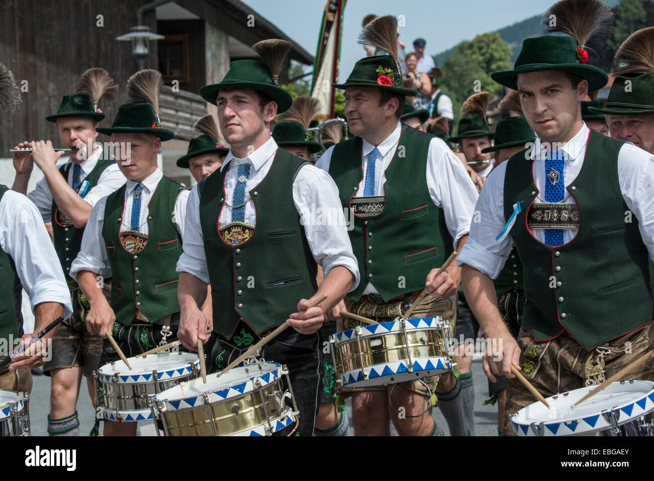 Drummers at the Oberlandler Gauverband costume parade, Fischbachau ...