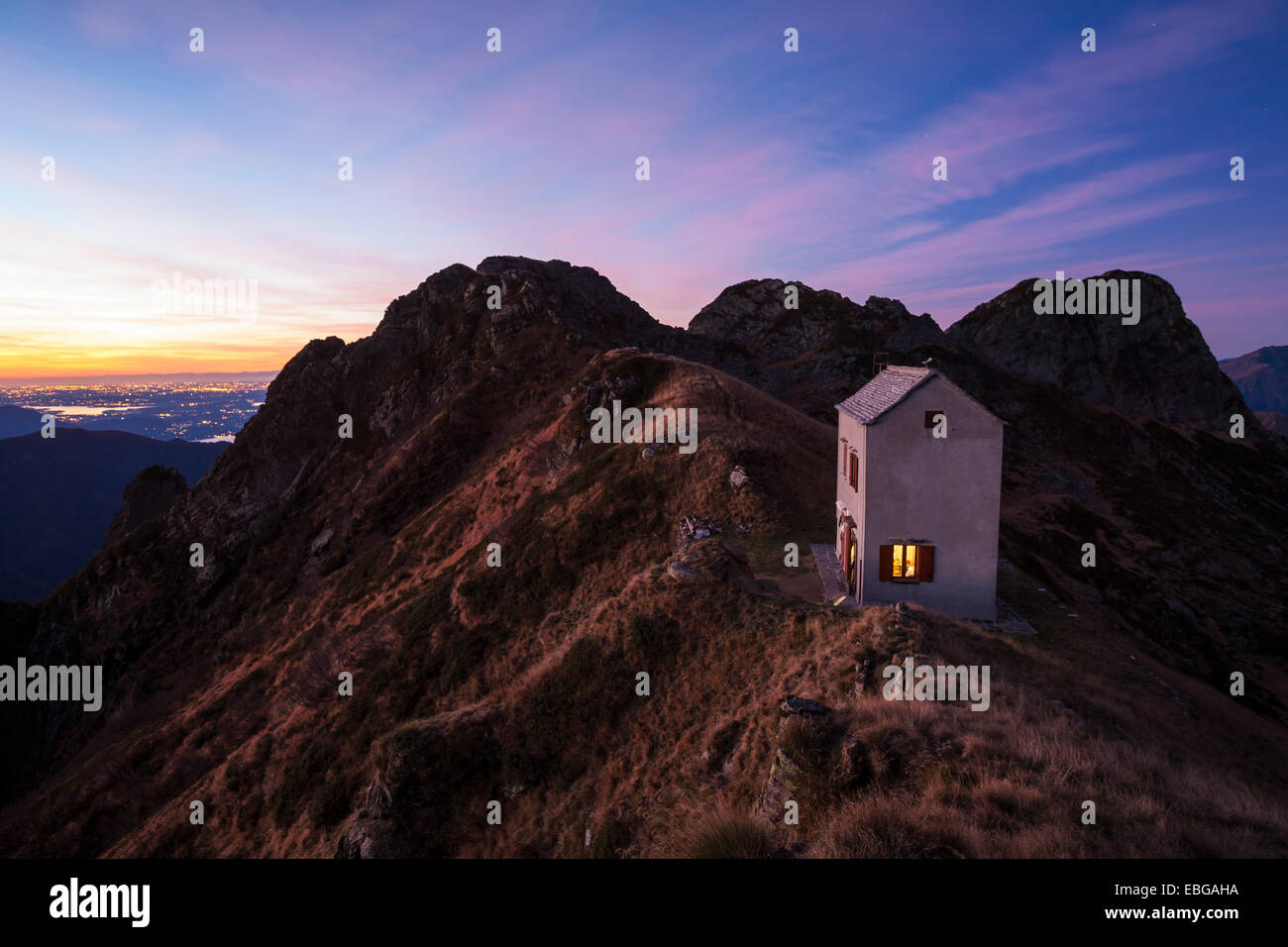Morning Mood At The Bivacco Bocchetta Di Campo Mountain Hut Val Stock Photo Alamy