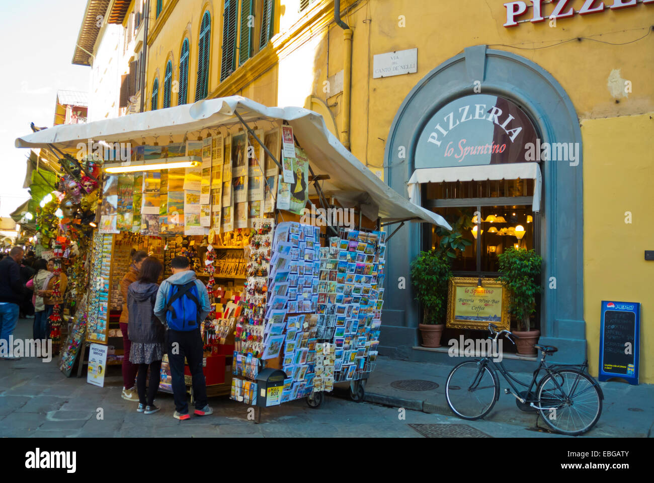 souvenir stalls for tourists, centro storico, Florence, Tuscany, Italy Stock Photo