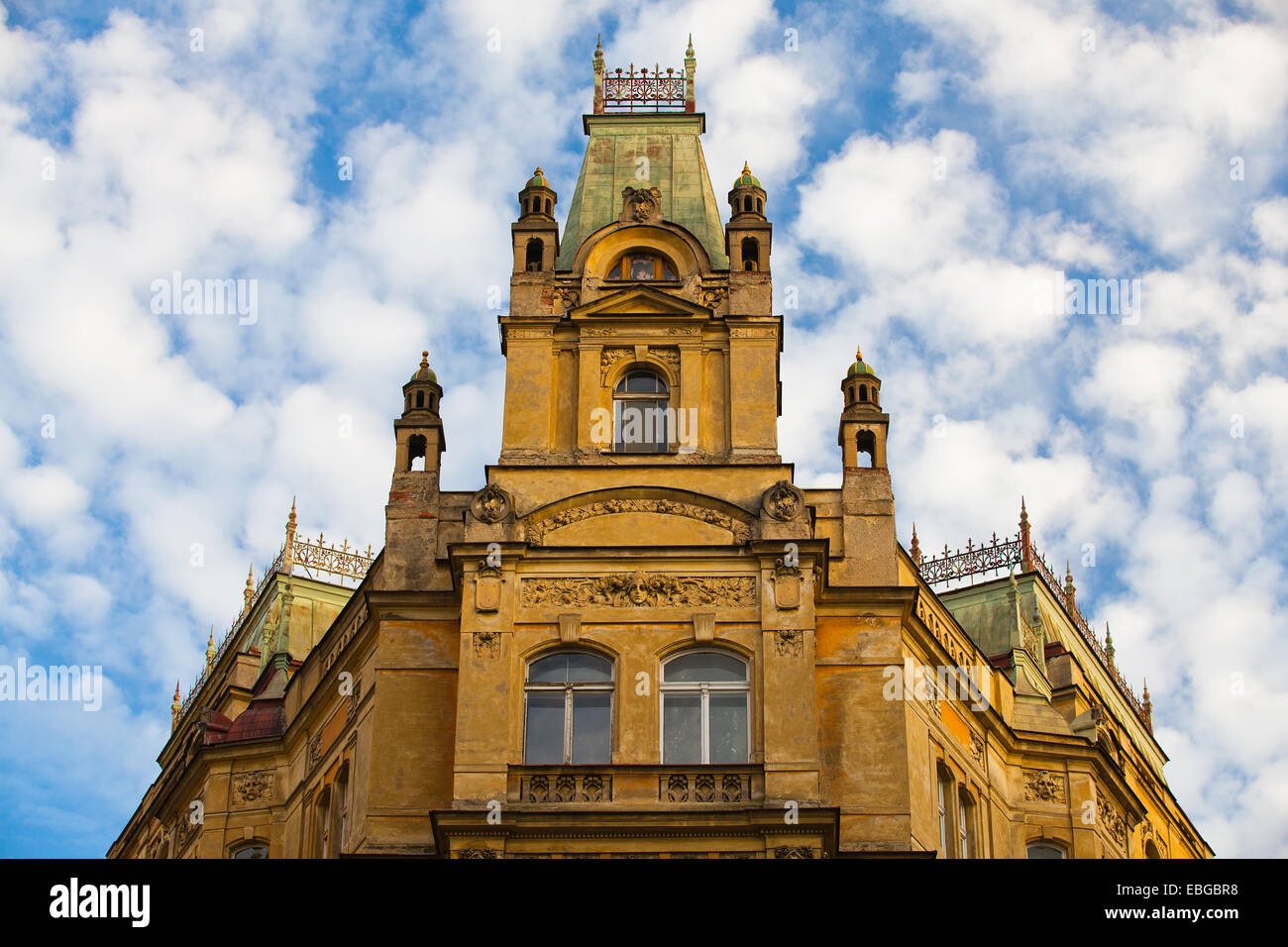 Renovated history hi-res stock photography and images - Alamy