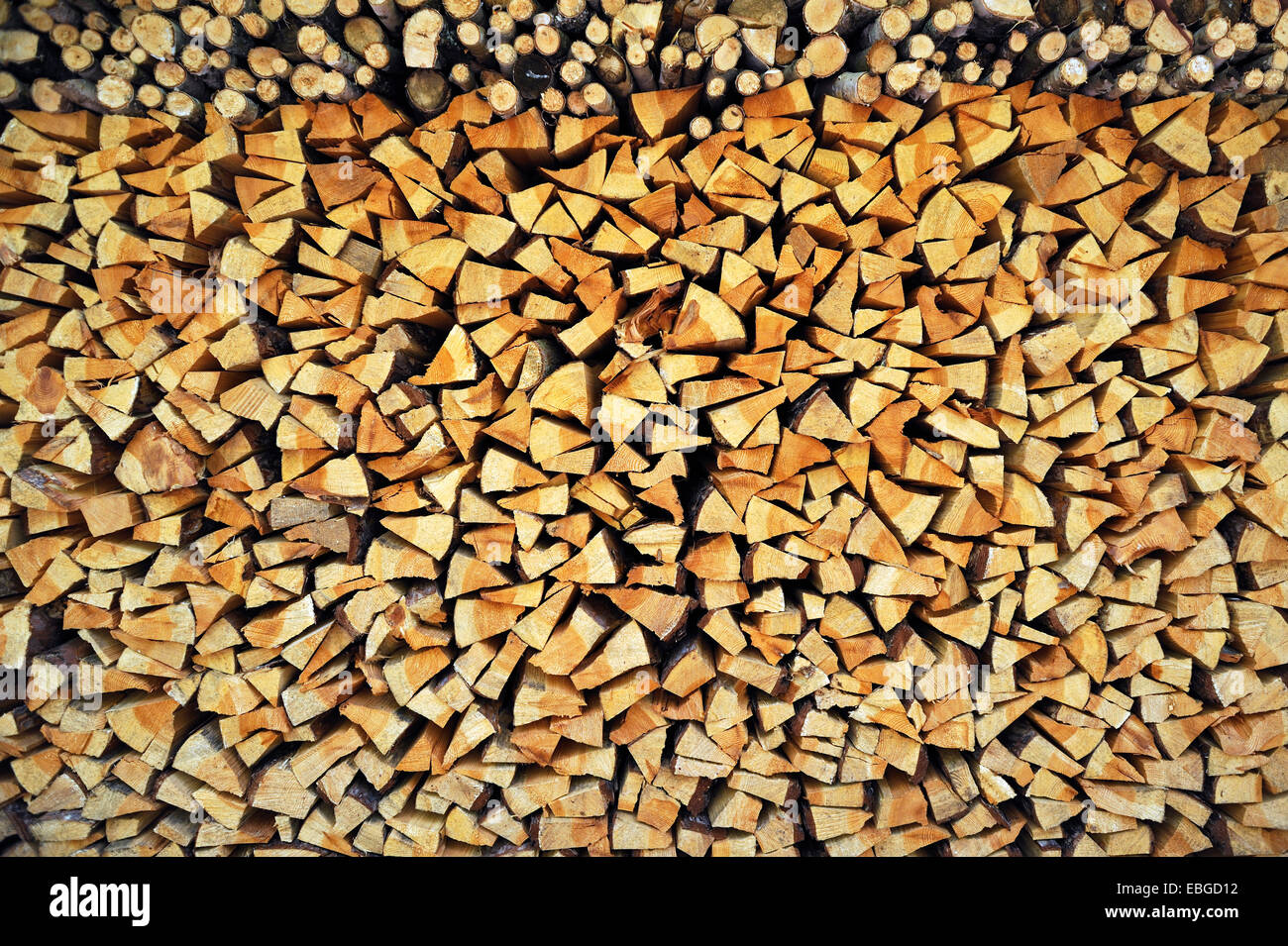 Stackly Logs Full frame logs hi-res stock photography and images - Alamy