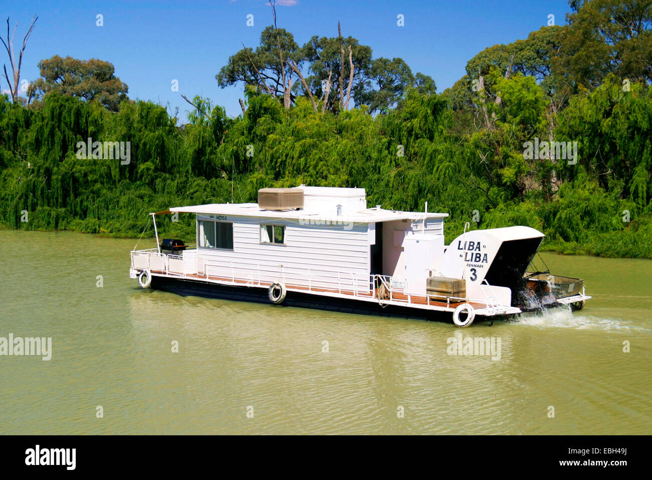 Houseboats murray river australia hires stock photography and images