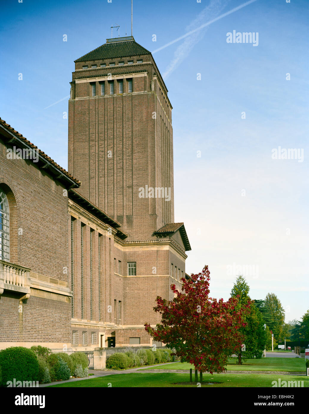 Cambridge University Library in autumn Stock Photo