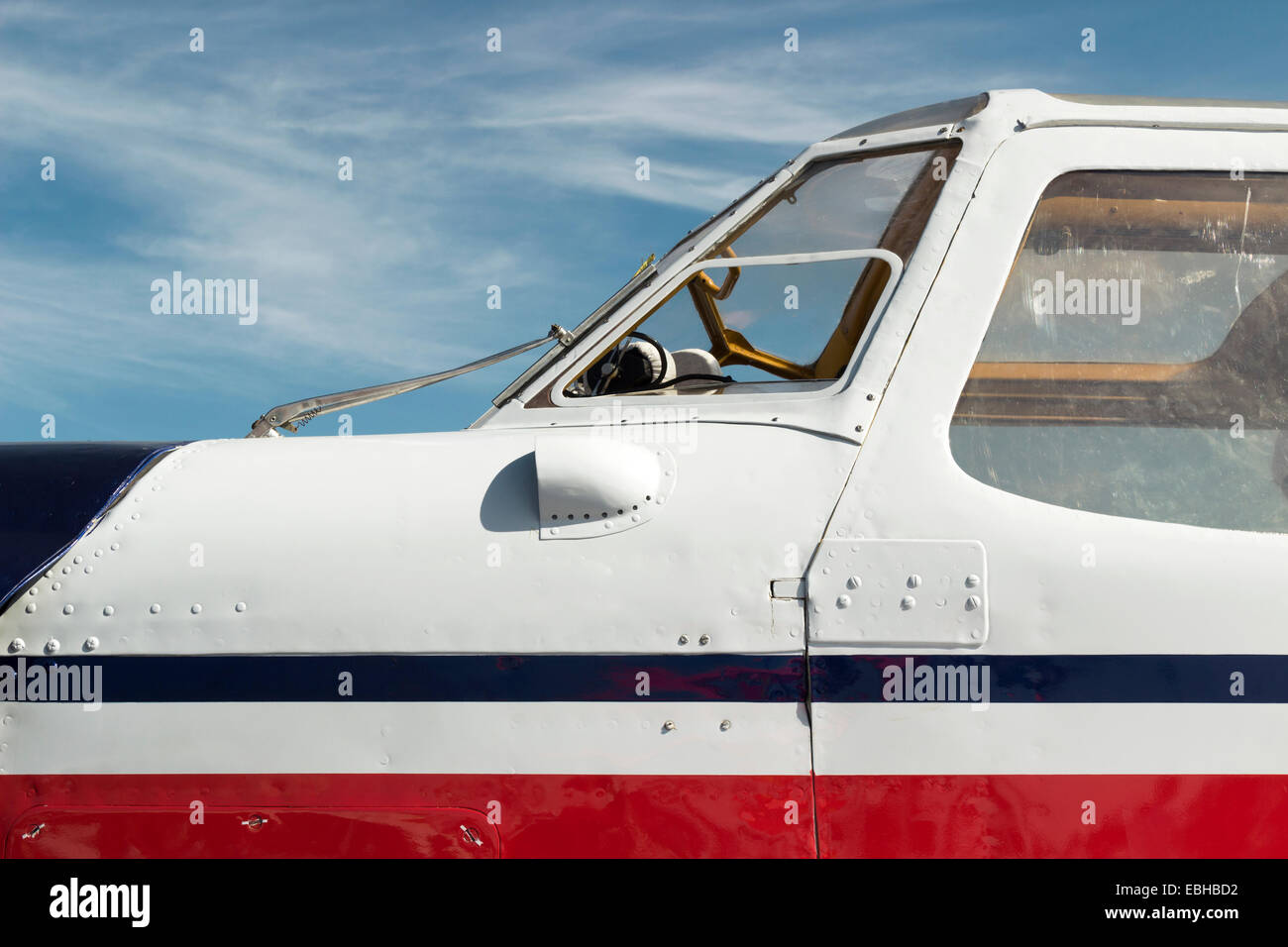Airplane cockpit window hi-res stock photography and images - Alamy