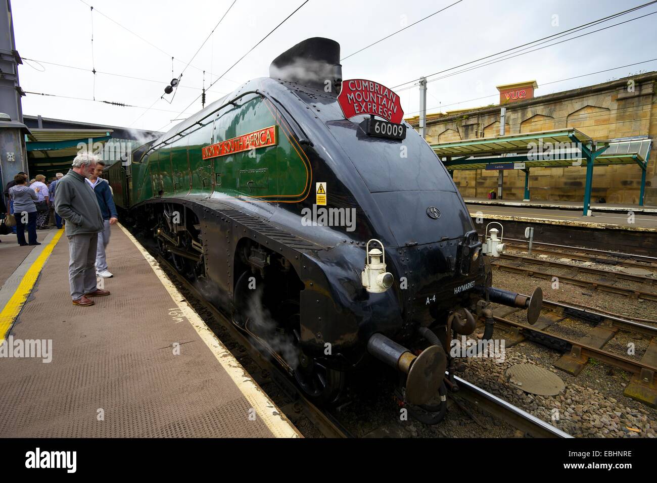 Trainspoters by Union of South Africa sream train. Carlisle Railway Station. Carlisle Cumbria England UK Stock Photo