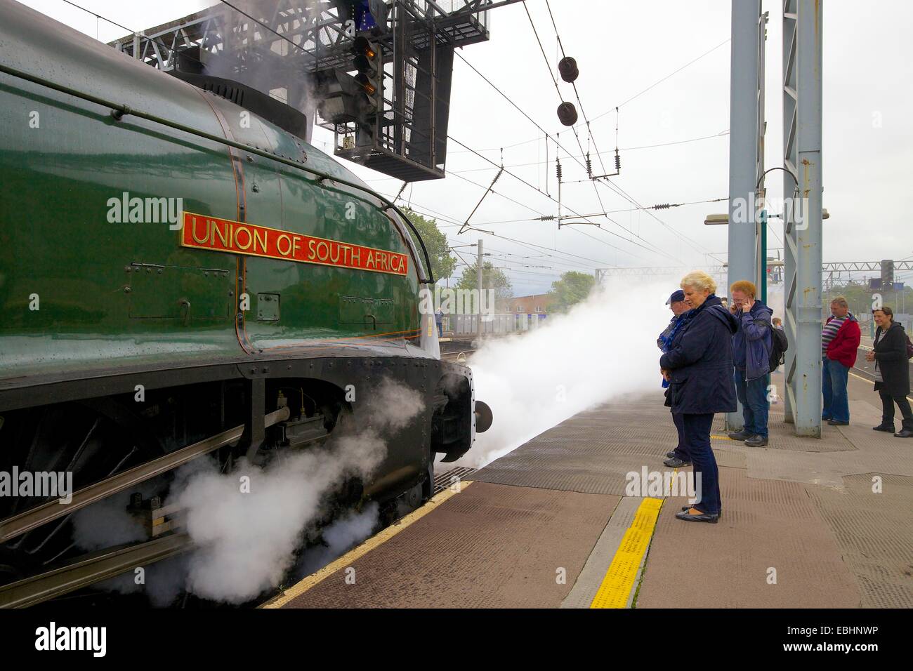 Trainspoters by Union of South Africa sream train. Carlisle Railway Station Carlisle Cumbria England UK Stock Photo