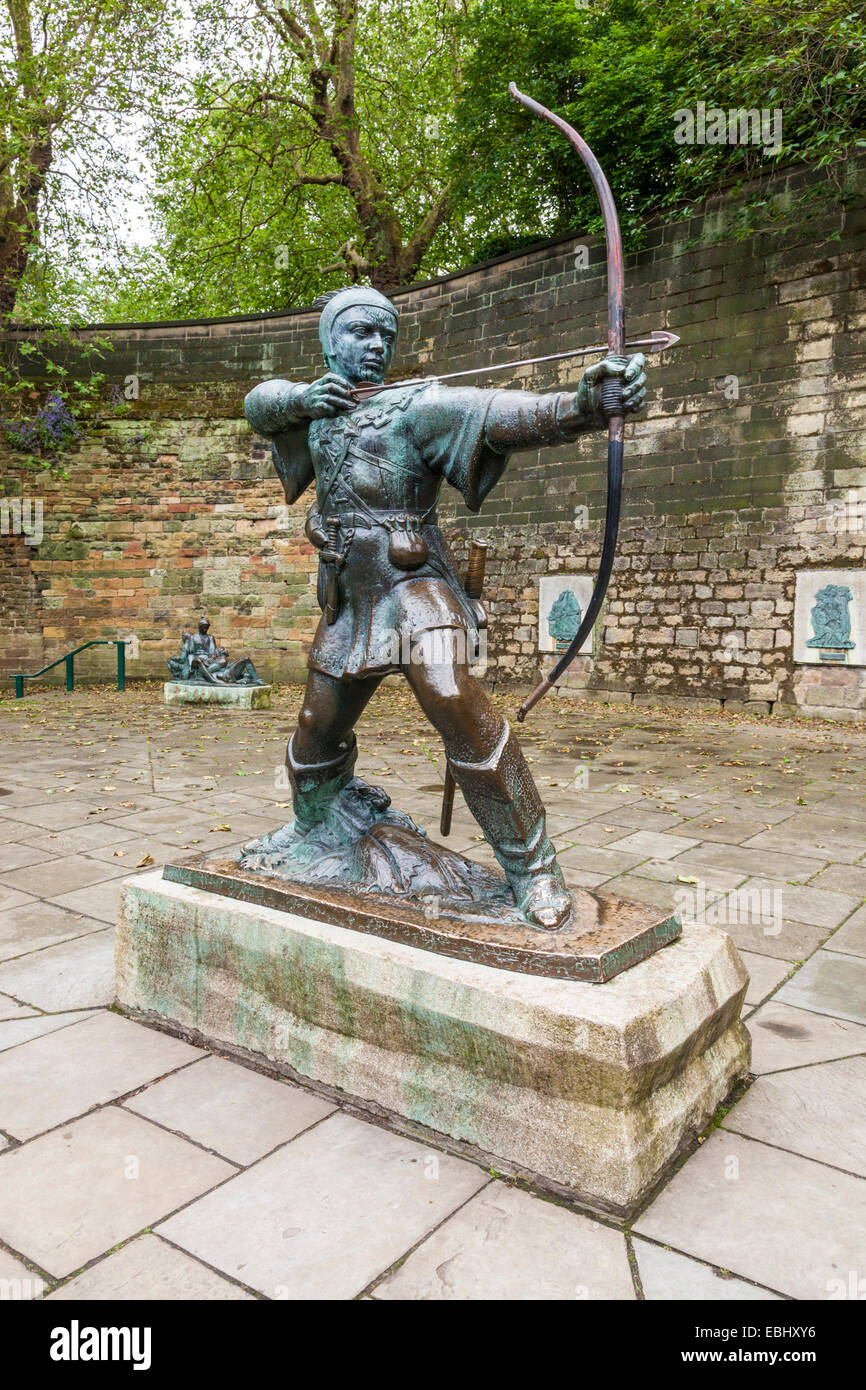 The statue of Robin Hood at Nottingham Castle, Nottingham, England, UK Stock Photo