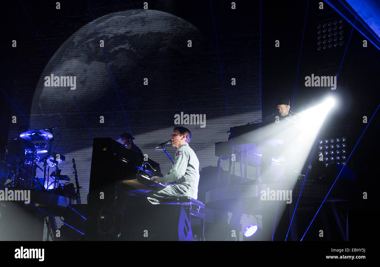 London, UK, 1st Dec, 2014. James Blunt Live Performance at Hammersmith Eventim. Credit:  Robert Stainforth/Alamy Live News Stock Photo
