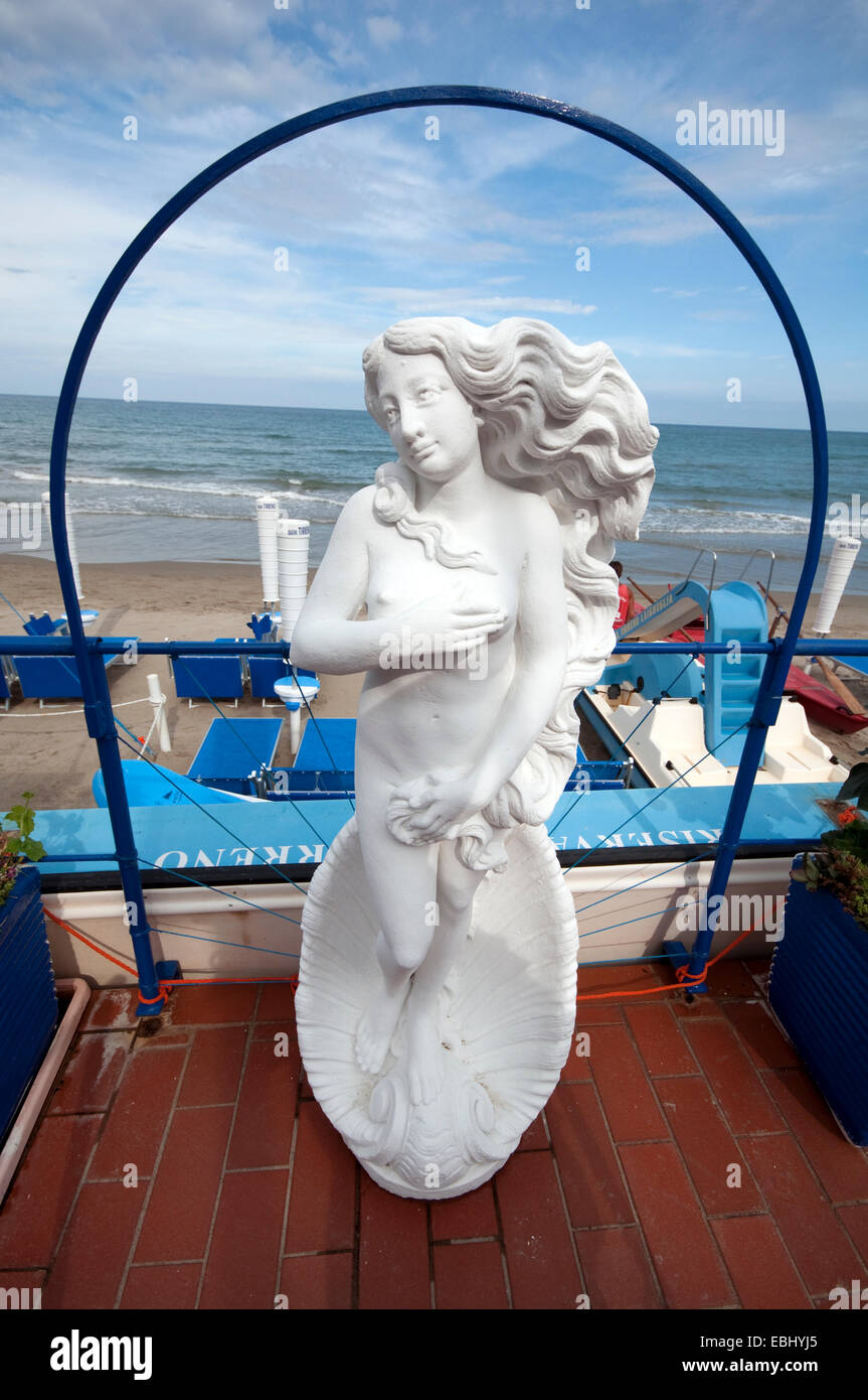Italy, Liguria, Laigueglia, Beach, Copies of Venus by Botticelli Stock Photo