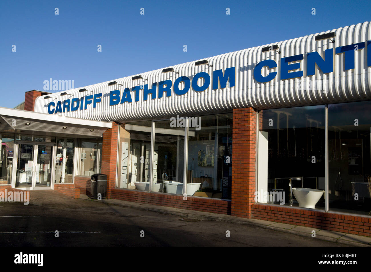 Cardiff souvenir shop hi-res stock photography and images - Alamy