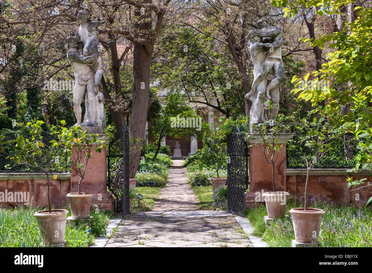 Venice, Italy. The Palazzo Soranzo Cappello, a recently restored 18c garden  in the heart of the city Stock Photo - Alamy
